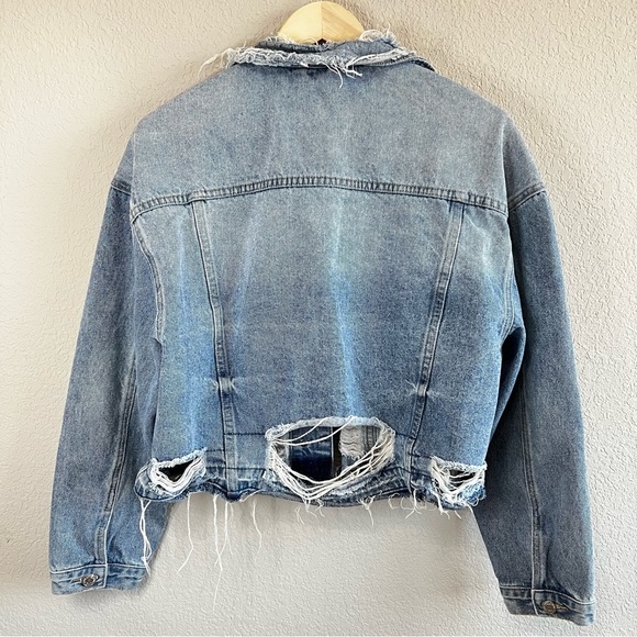 Vervet oversized distressed crop jean jacket - Picture 5 of 6